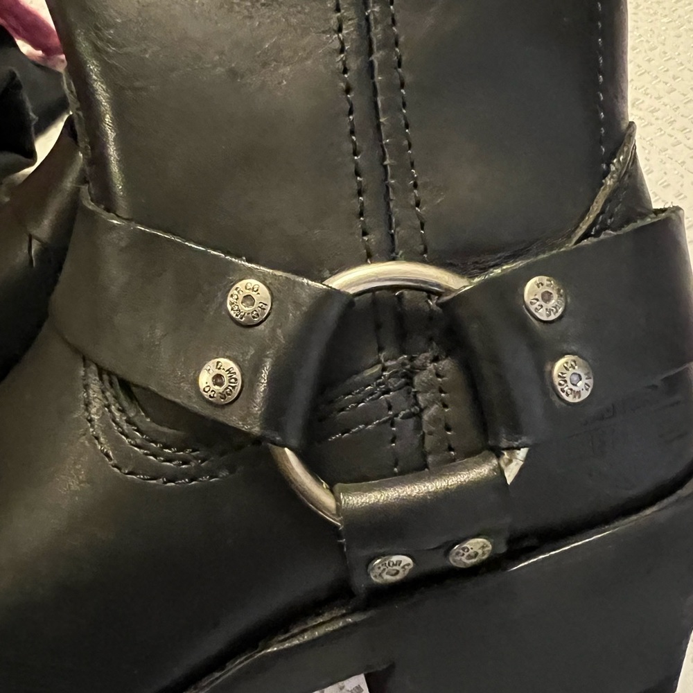 Leather mid calf Harley Davison square toe riding boot